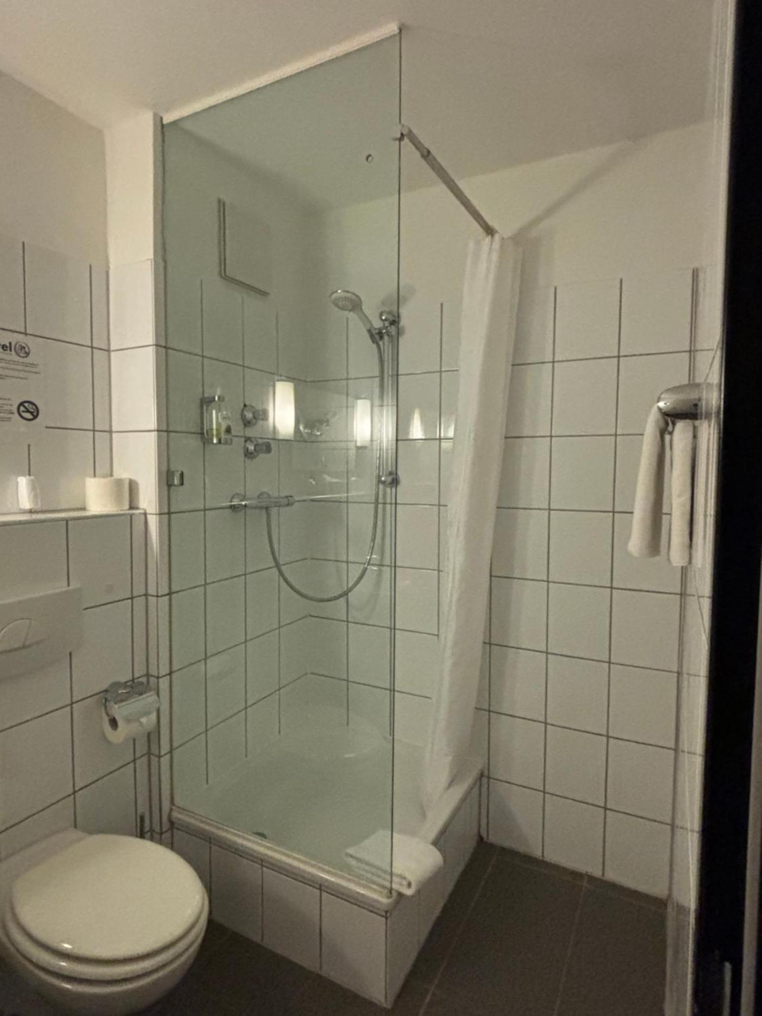 Hotel U Muelheim Free Parking Highspeed Wifi 뮬하임안더루 외부 사진
